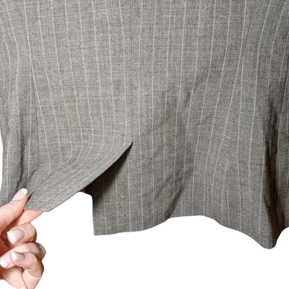 Antonio Melani gray business blazer pinstriped suit jacket - Picture 8 of 10